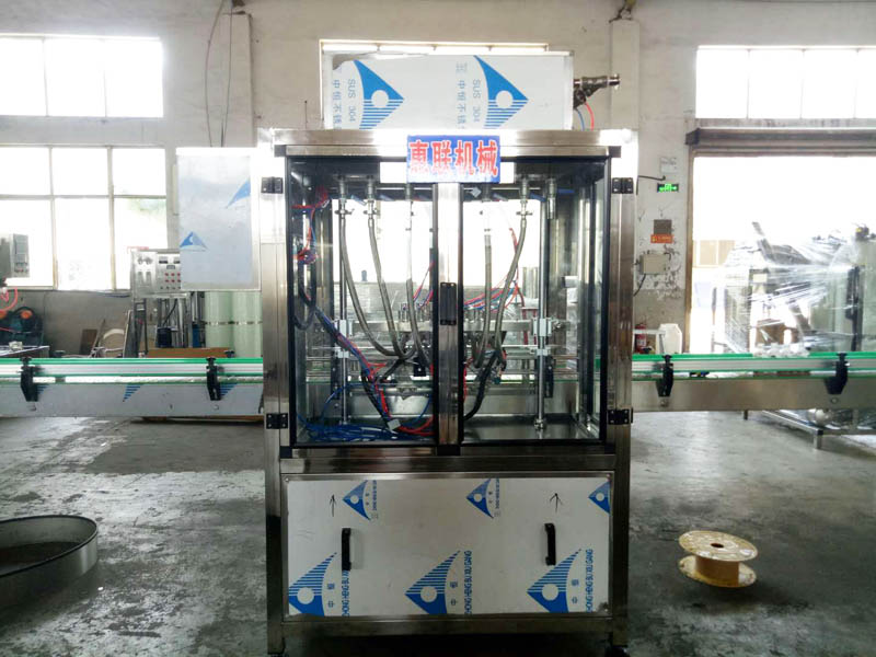全自動(dòng)洗衣液灌裝機(jī)生產(chǎn)線