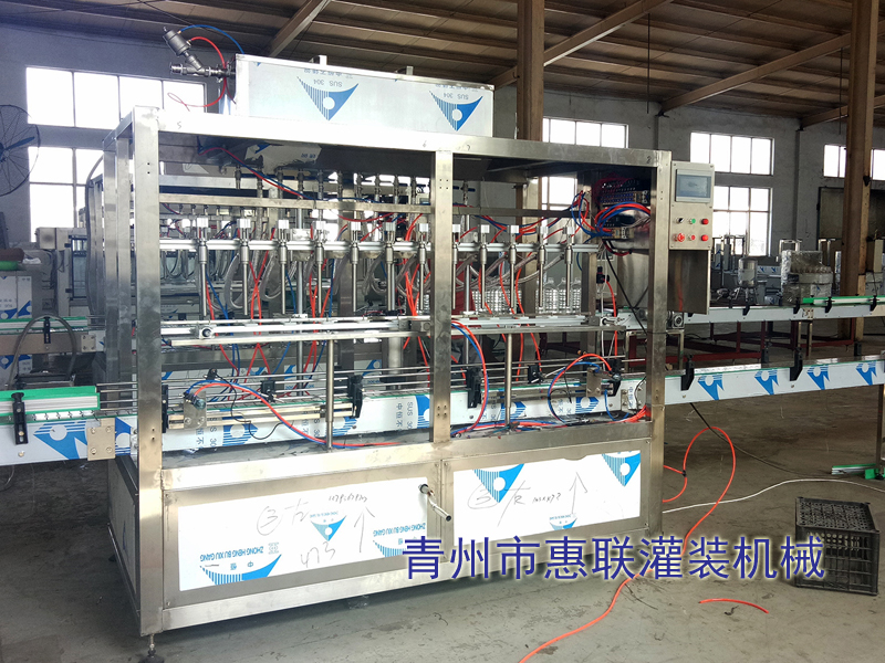 12頭直線式水劑液體灌裝機(jī)